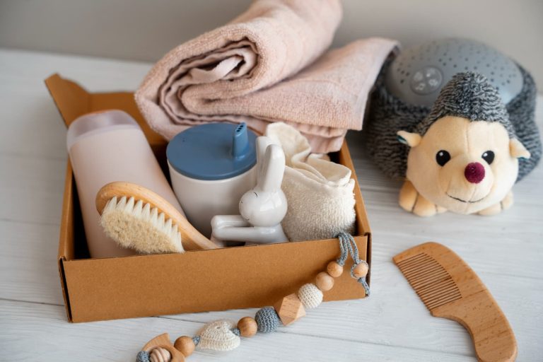 La evolución del regalo de nacimiento prioriza la utilidad y la personalización en las nuevas familias